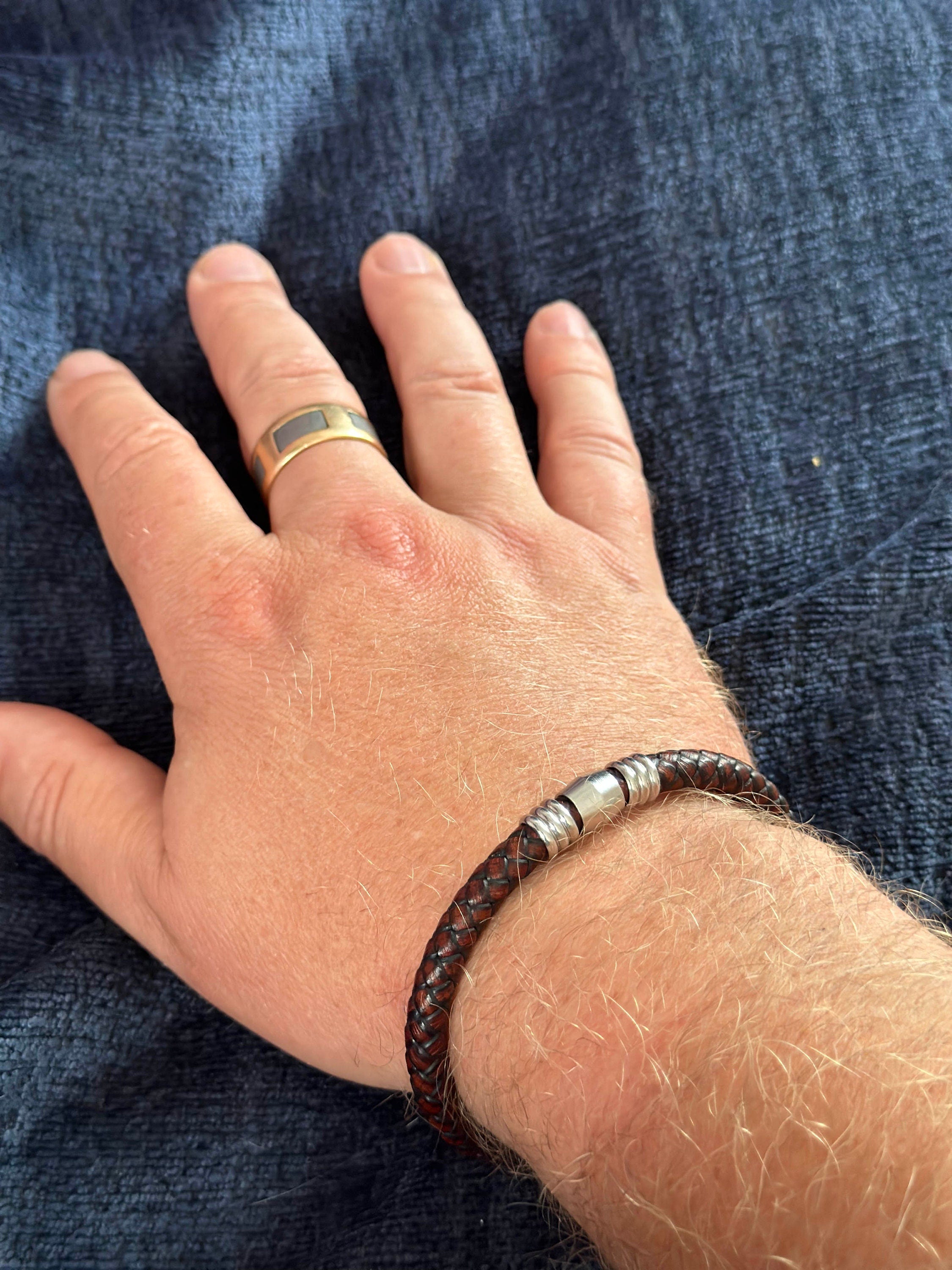 Mens leather bracelet with steel beads