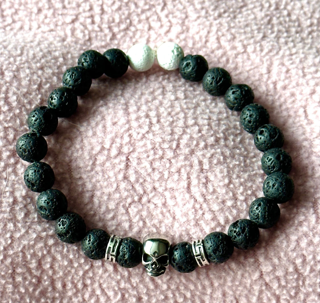 Lavarock beaded skull bracelet in black and white