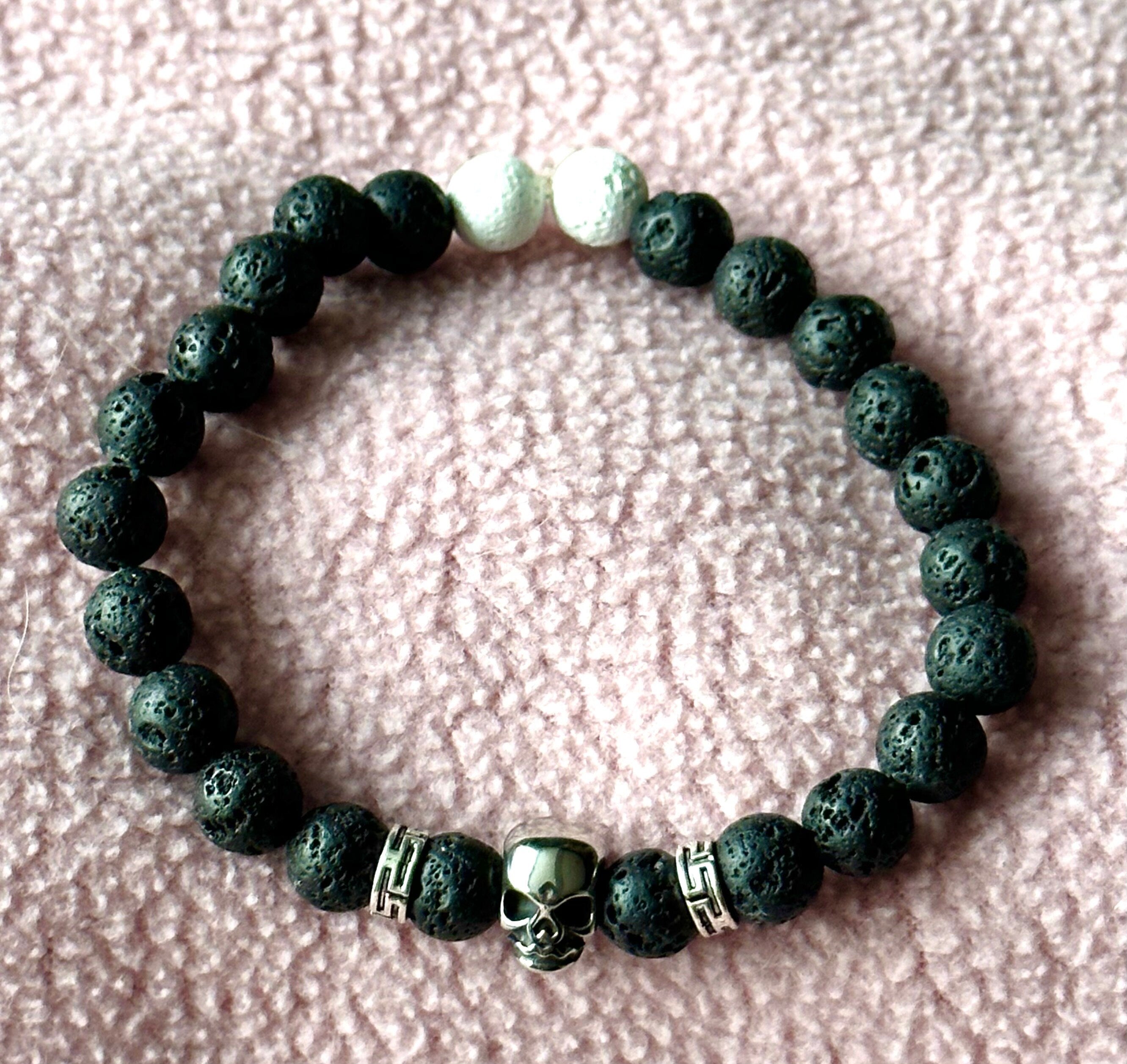 Lavarock beaded skull bracelet in black and white