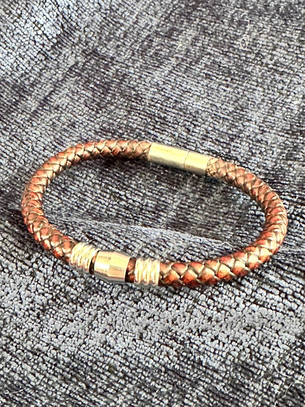 Mens leather bracelet with steel beads