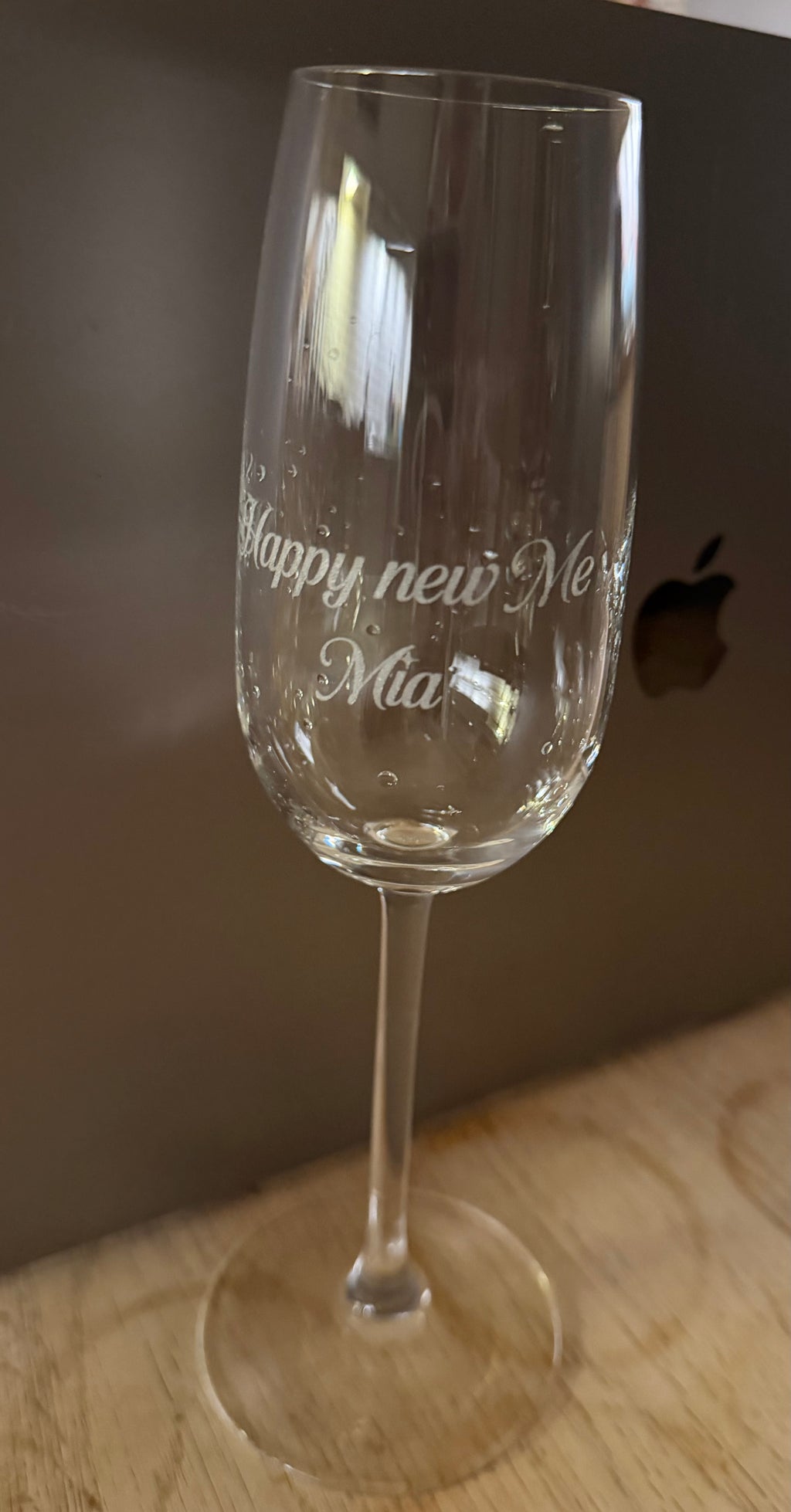 Graverade Champagneglas