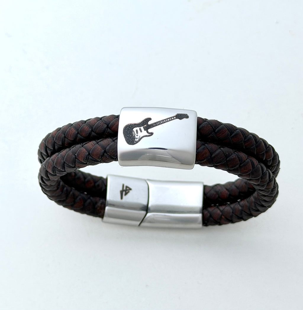 Viking-inspired leather bracelet with Tree of Life in stainless steel