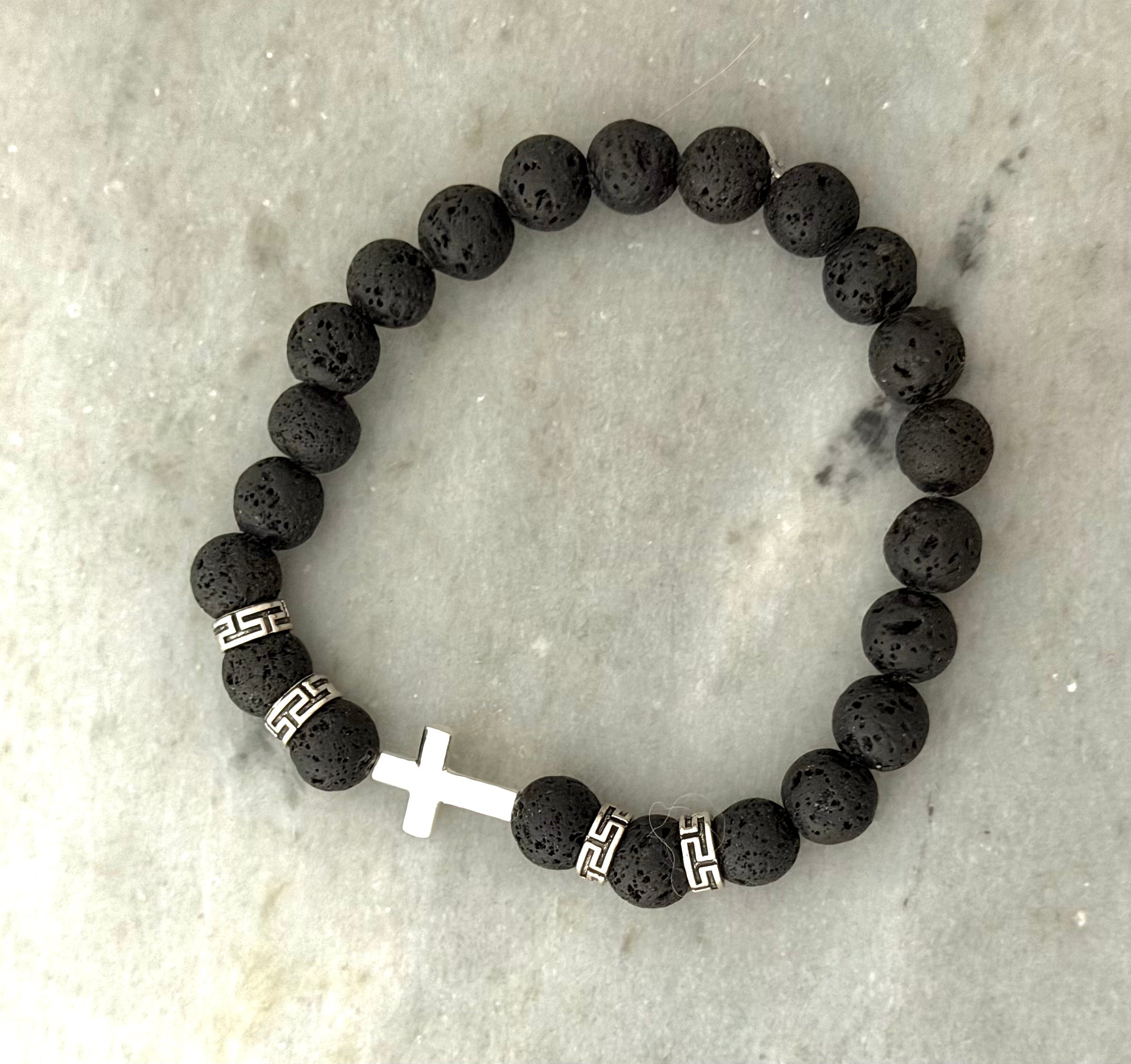 Radbandsarmband i Lavasten med Silverkors – Elastiskt Armband