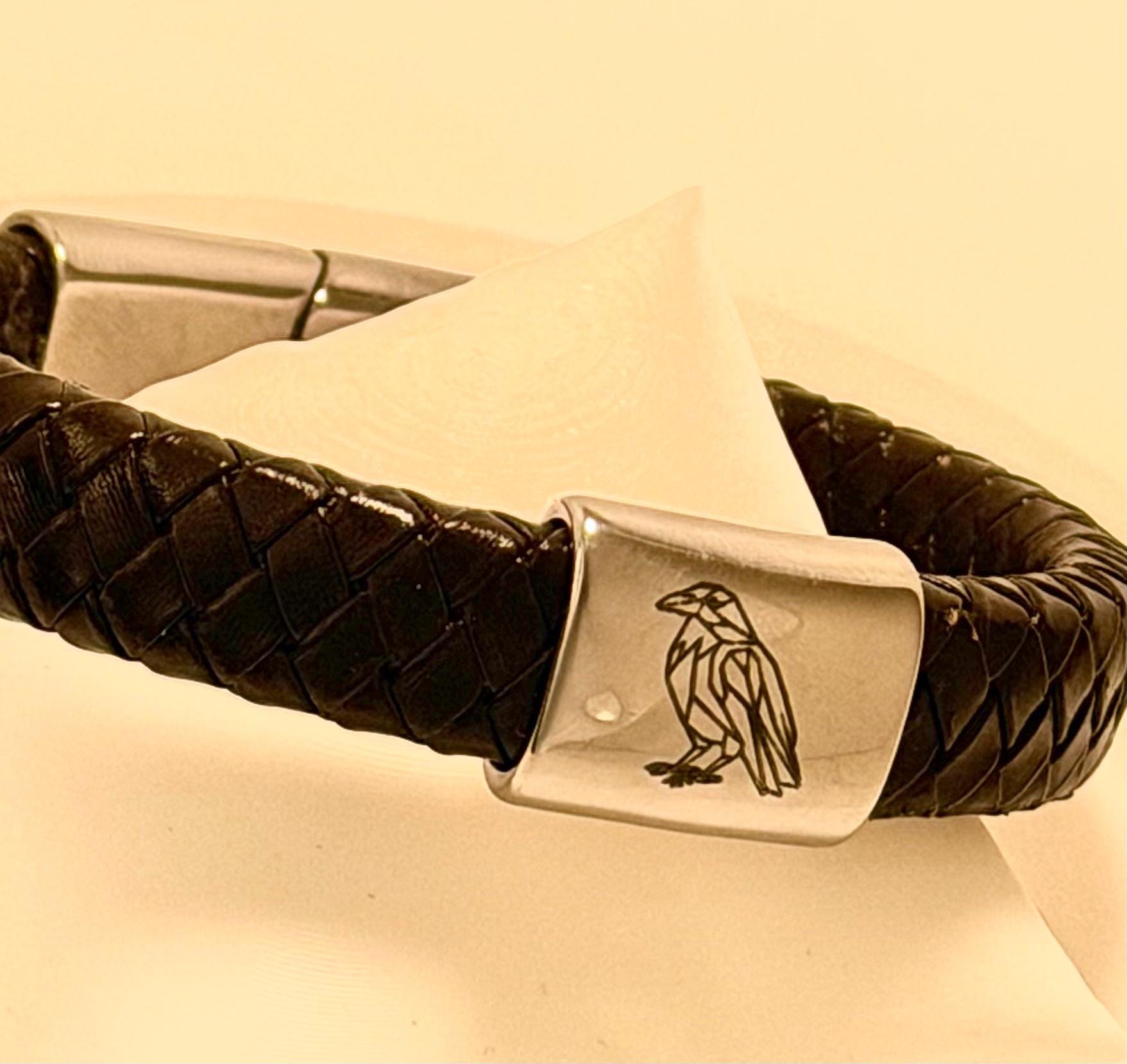 Läderarmband nordisk mytologi, Korp – Kunskap bortom horisonten