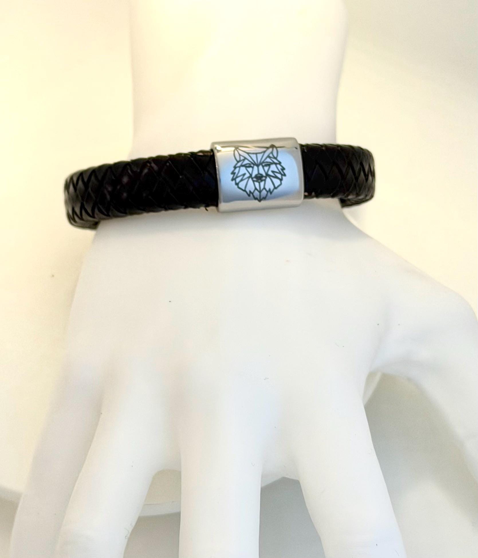 Läderarmband nordisk mytologi, Varg – Frihet, mod och samarbete