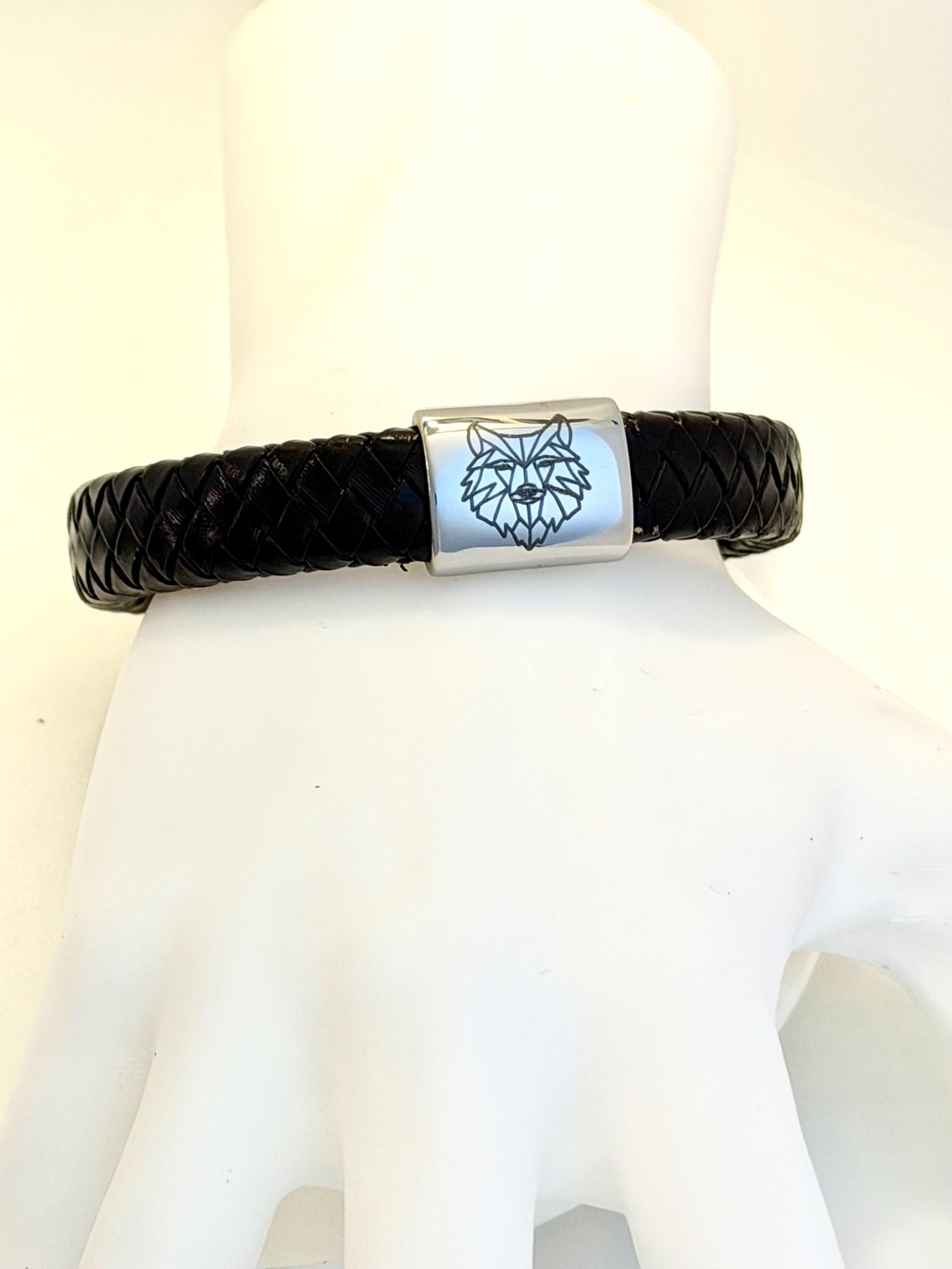 Läderarmband nordisk mytologi, Varg – Frihet, mod och samarbete